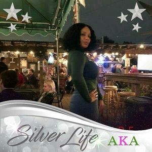 Meet your Posher, Daphney